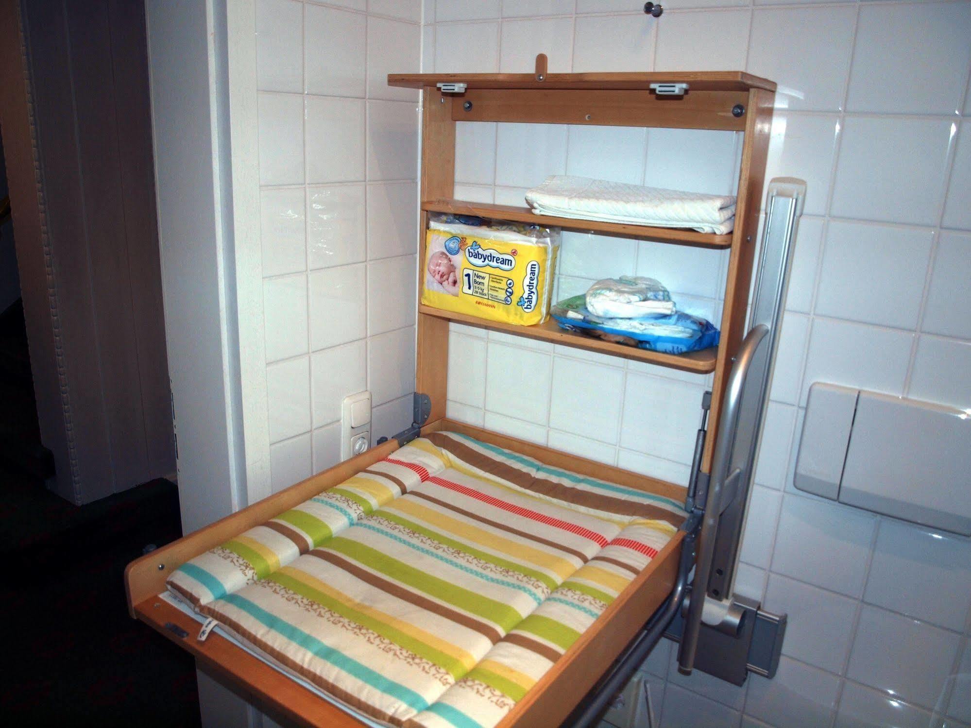 Hotel & Restaurant Bellevue Schmoelln Εξωτερικό φωτογραφία