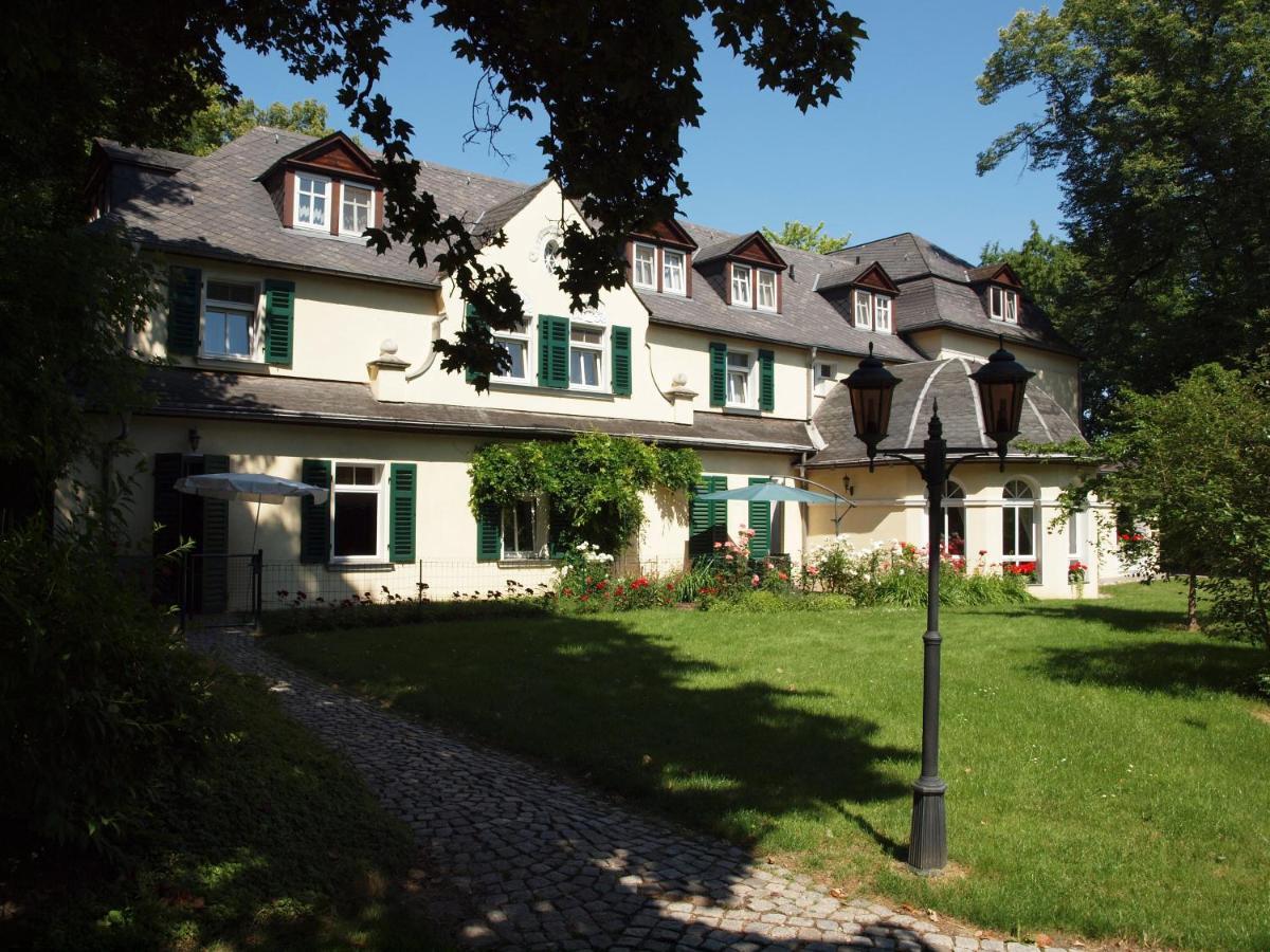 Hotel & Restaurant Bellevue Schmoelln Εξωτερικό φωτογραφία