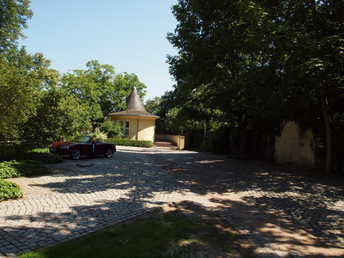 Hotel & Restaurant Bellevue Schmoelln Εξωτερικό φωτογραφία